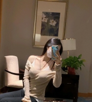 艾茜茜 162  D奶 21歲清秀正妹  高顔值