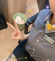 念念 160cm-C奶-21歲    鄰家女孩反差感小壞壞