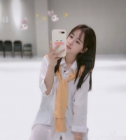 甜甜 165/C/46/23  甜美嫩妹  學姐來了