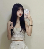 小仙  160cm.B.19歲  白皙的皮膚  溫柔嗲嗲的聲音