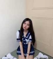 拉拉  157cm C 22歲     可愛的萌妹子 性格開朗