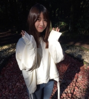 哈妮 158cm-44kg-Bcup-19歲  #逢甲學生妹 初次兼職