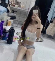 雪兰 165cm｜48kg｜D奶｜22歲  皮膚白皙、腰身細