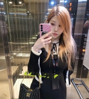 米七 165.C.47kg.26歲    御姐，高挑美腿