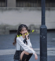 甜心｜165cm｜C奶｜23歲    清純美少女心，讓你瞬間融化