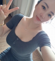 玉姐  165cm | F奶 | 36歲    #大奶輕熟女  嫩滑肌膚很好摸