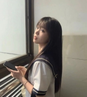 小甜心  155cm.B.18歲  紅牌小甜心  白紙一張