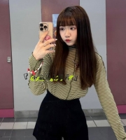 小語｜155cm｜43kg｜B奶｜18歲    嬌小學生妹初下海